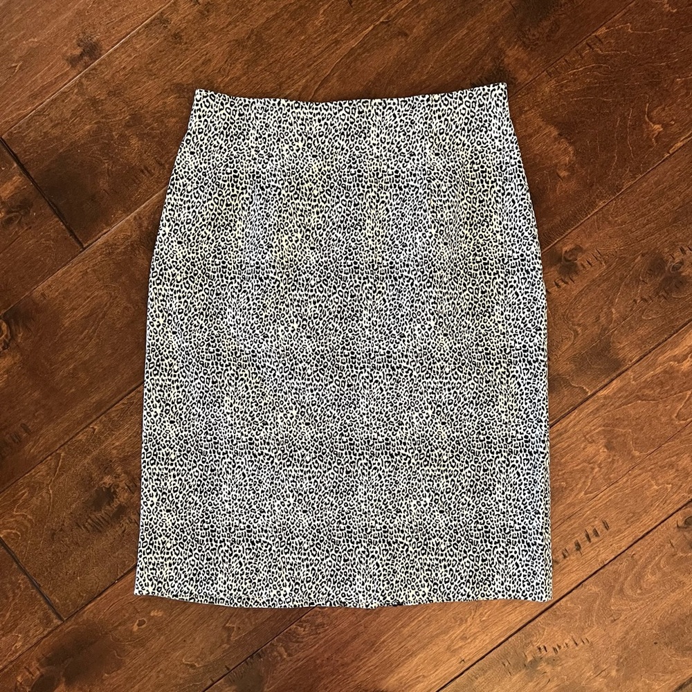 NY City Design Co • Black & White Animal Print  A-Line Pencil Stretchy Skirt - S